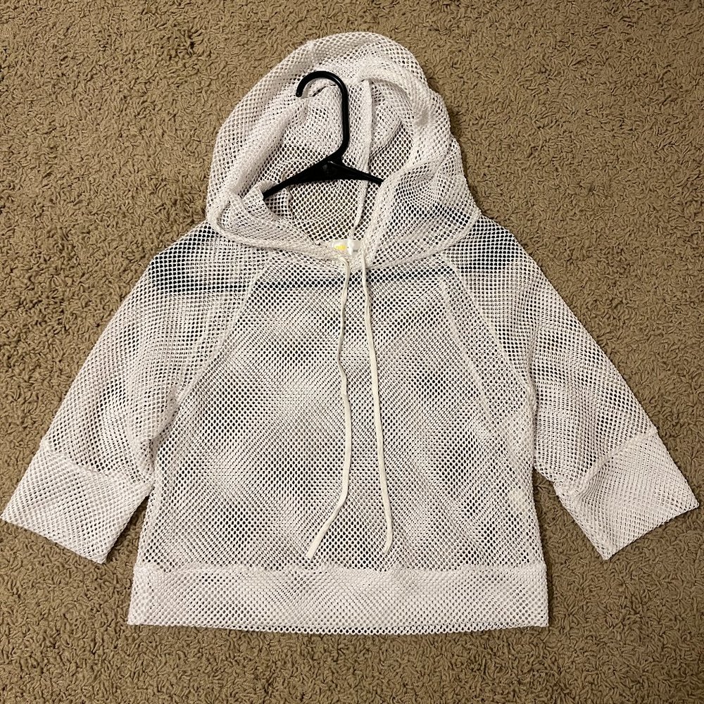 Wet Seal M White Mesh Netting Crop Top